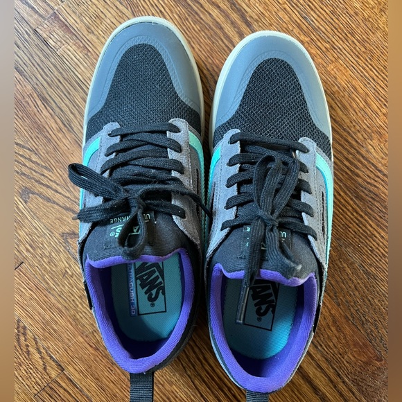 Vans Ultra range. Never worn. Women’s size 9.5 - Picture 2 of 4